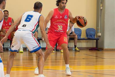 Ferran Trillas al XIII Campionat Europeu de Maxibasket . Eix